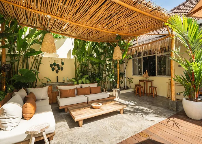 Lovely 1 Bedroom Walking Distance To The Villa
